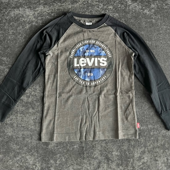 NWT Boys’ Levi Shirt 2 Pack - Picture 6 of 11